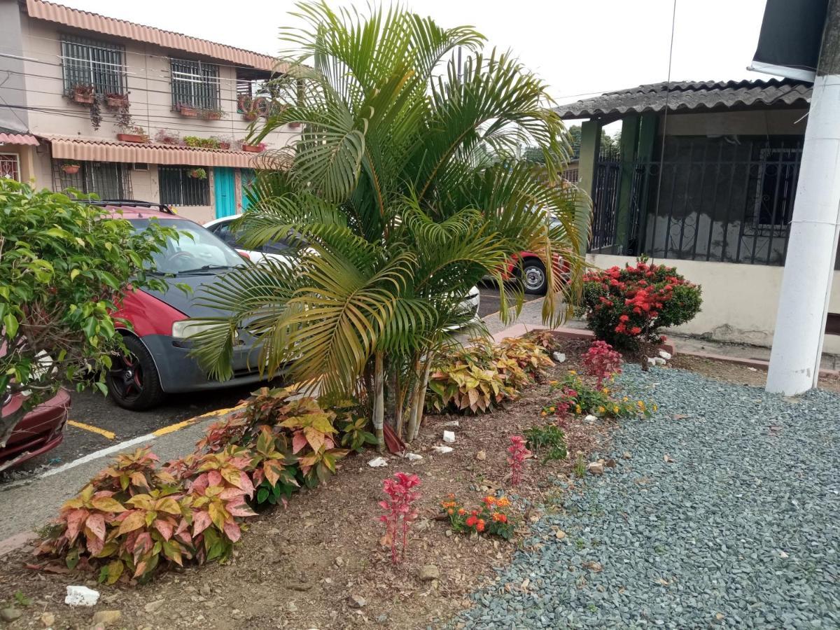 Villa María Guest House Guayaquil Exterior foto